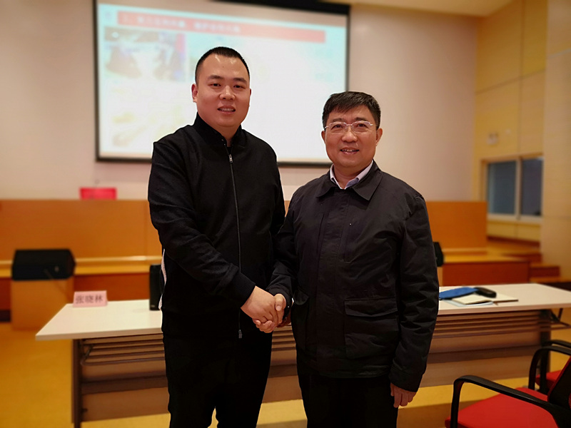 豫商赴滬，共研發(fā)展│許明月董事長參加民建河南省企業(yè)家會員班培訓(xùn)