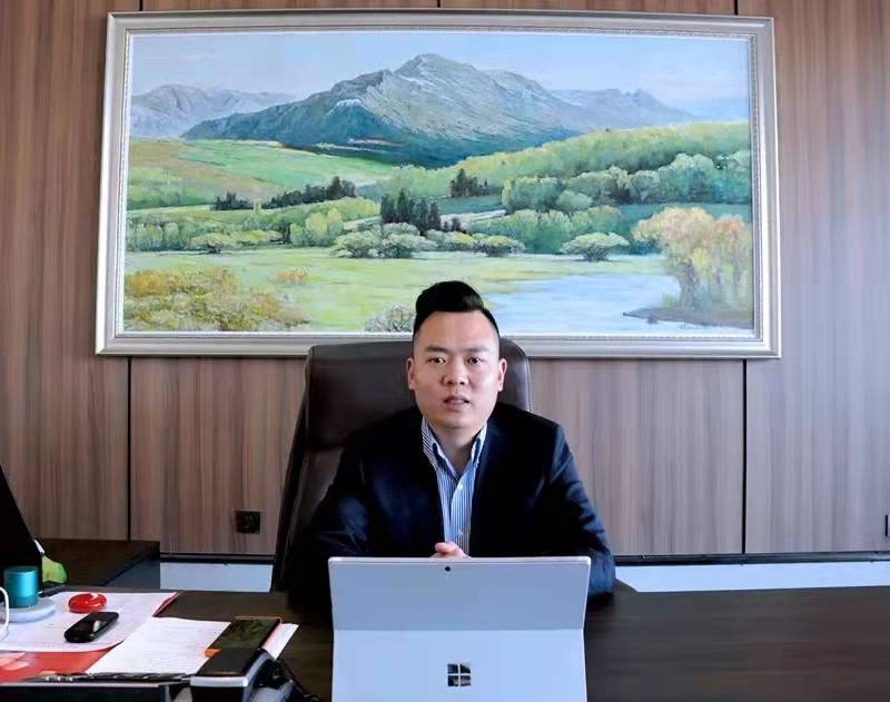 2022年新年寄語｜做永不止步的“攀登者”