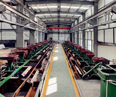 三班接力，晝夜不息｜王家河選礦廠里的堅守與傳承